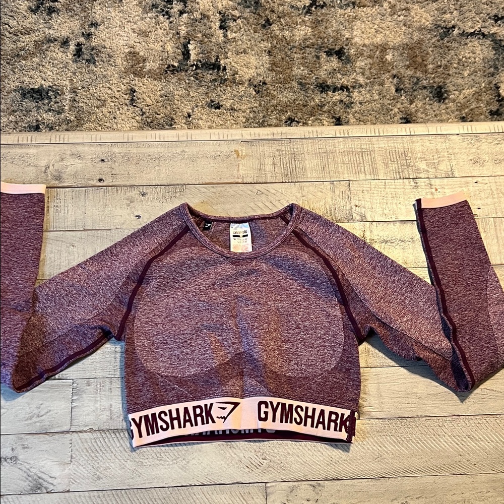 Gymshark Women's Crop Top - Maroon and Pink